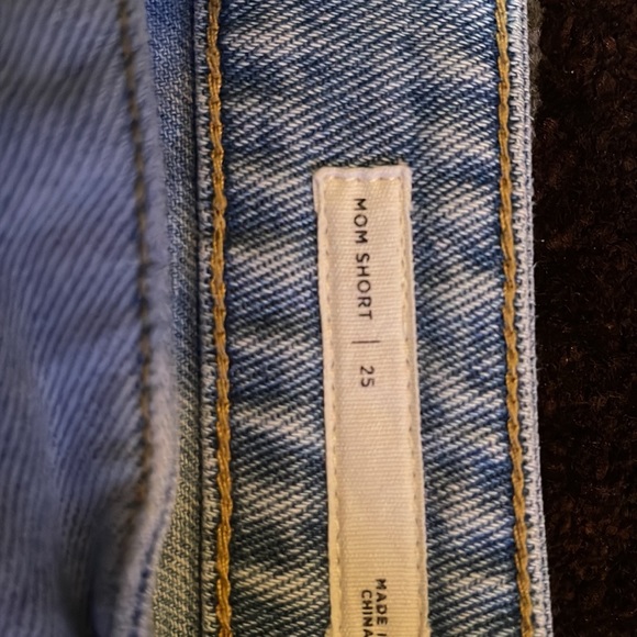 NWOT Ladies/Juniors Cuffed Jean Mom Short from PacSun waist 25 - Picture 6 of 6